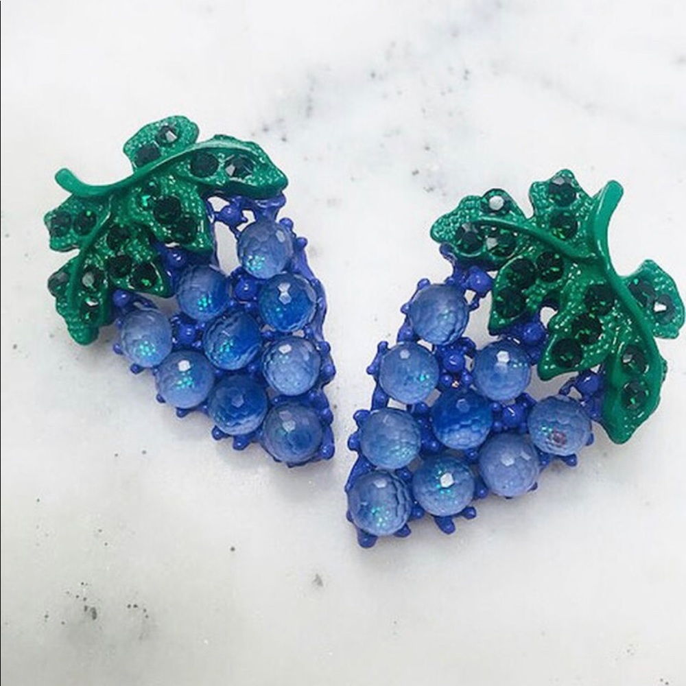 Sweet,Delish Grape Earrings,NWT
